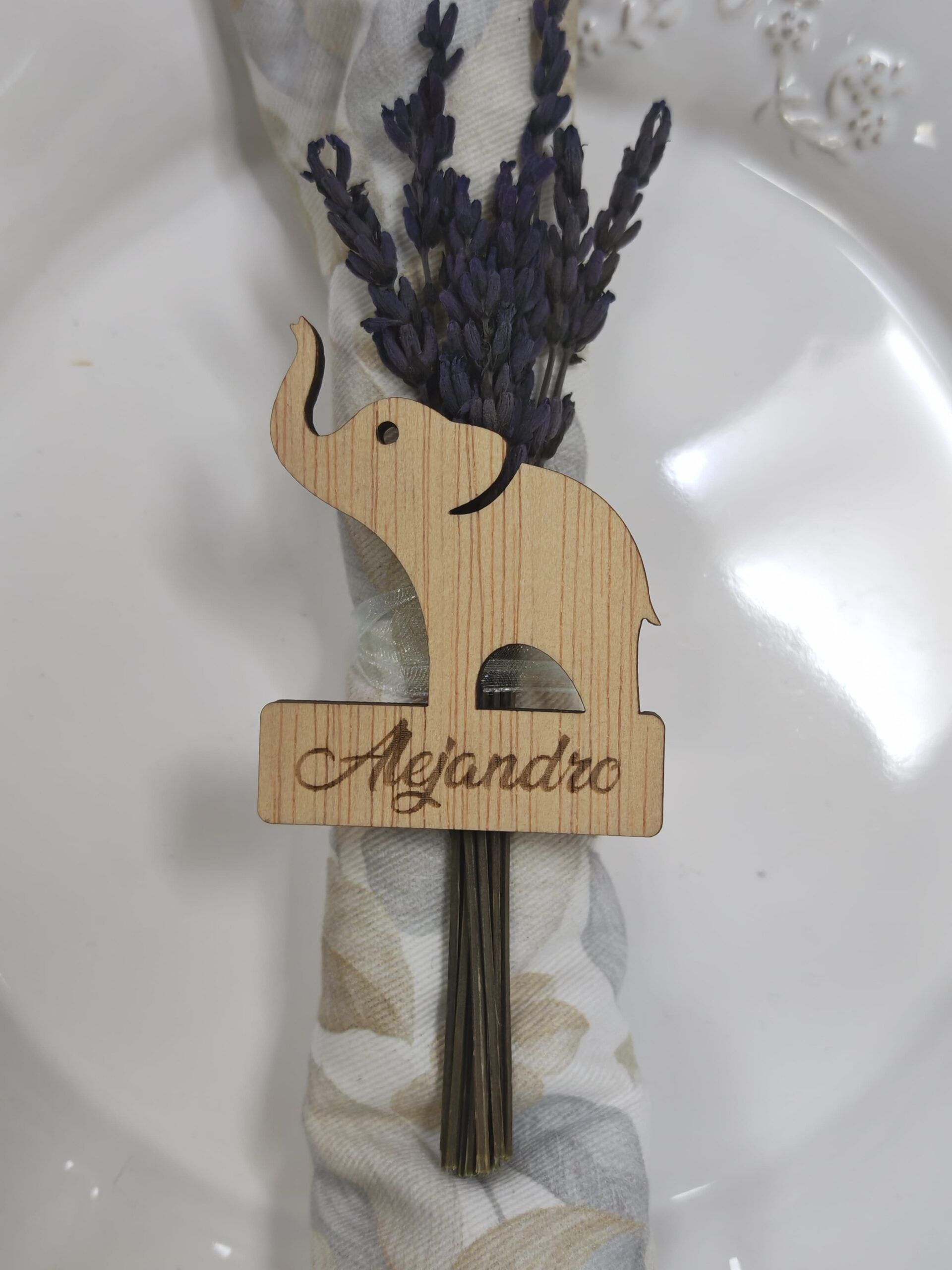 REGALOS BODA PARA INVITADOS MARCASITIOS MADERA ELEFANTE TROMPA ARRIBA SUERTE AMULETO REGALOS BODA PARA INVITADOS MARCASITIOS MADERA MARIPOSA ANIMAL PUZZLE PAREJA AMOR