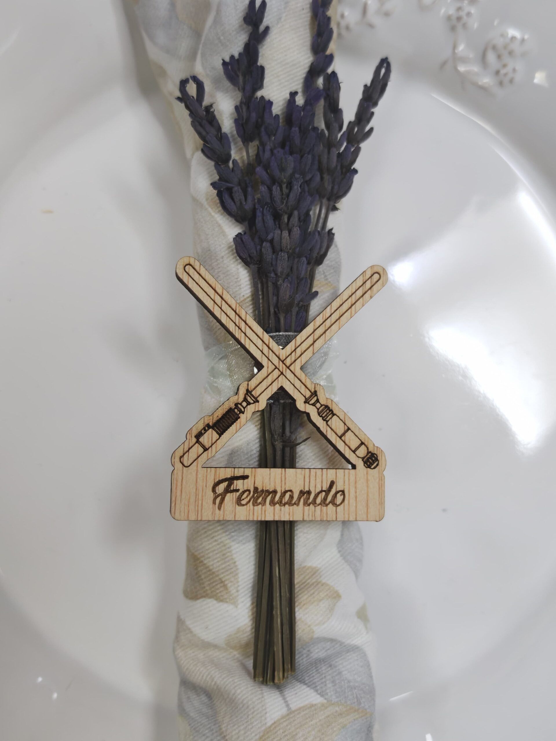 REGALOS BODA PARA INVITADOS MARCASITIOS MADERA ESPADAS LASER STAR WARS MARCASITIOS MADERA ESPADAS LASER STAR WARS
