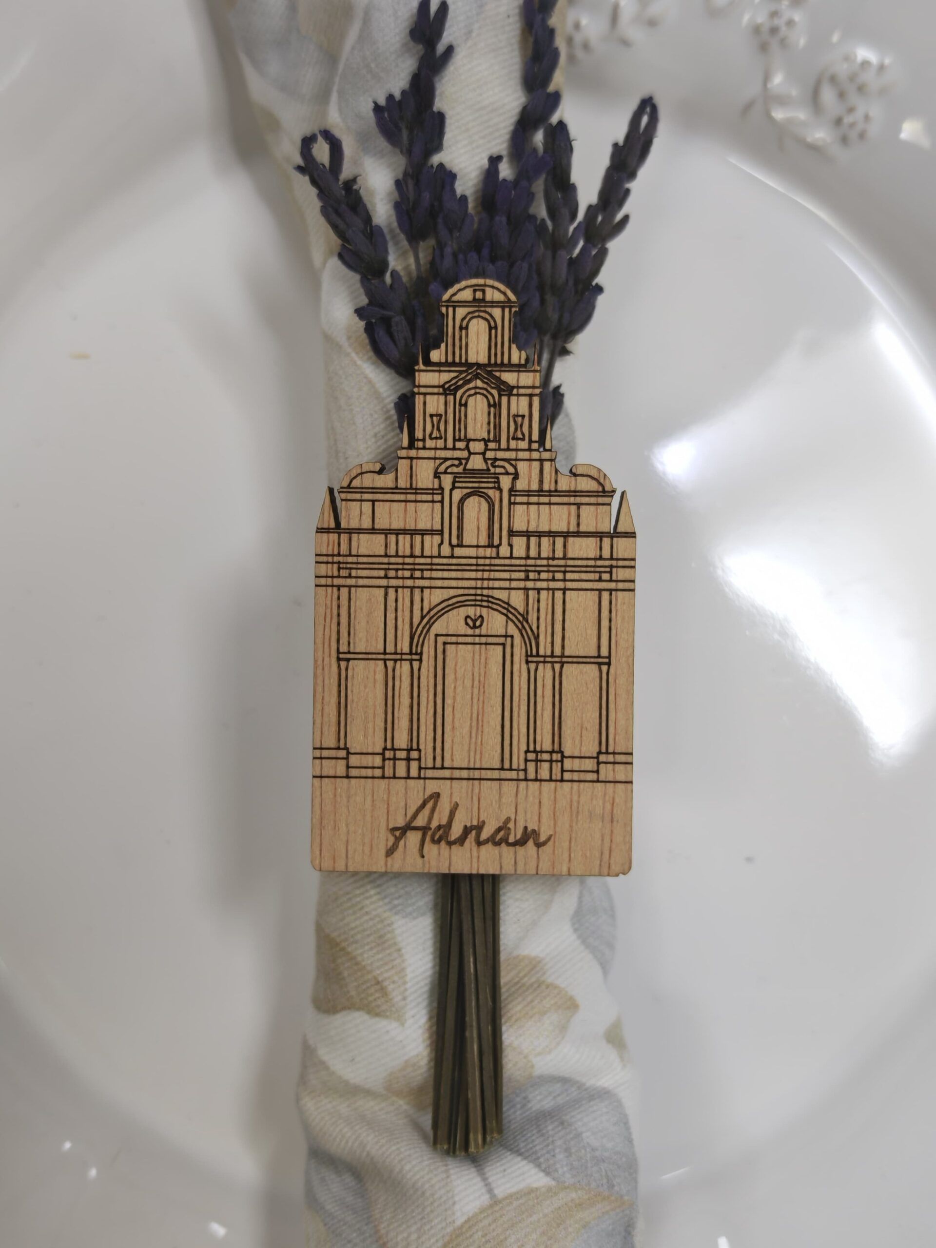 REGALOS BODA PARA INVITADOS MARCASITIOS MADERA IGLESIA BASILICA MACARENA MONUMENTO SEVILLA SEMANA SANTA REGALOS BODA PARA INVITADOS MARCASITIOS MADERA MEZQUITA CORBODA MONUMENTO