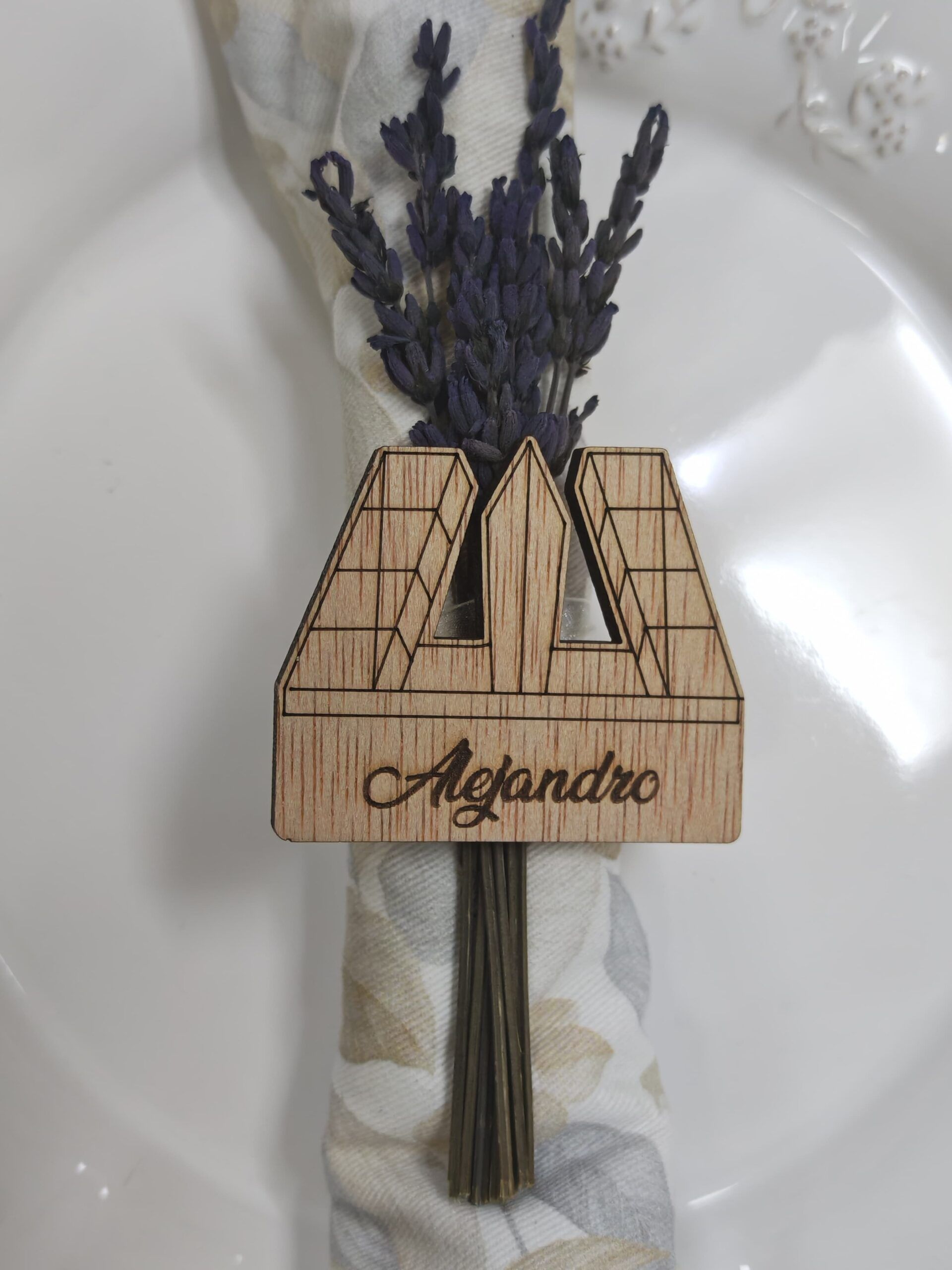 REGALOS BODA PARA INVITADOS MARCASITIOS MADERA TORRE KIO MADRID EDIFICIO MONUMENTO REGALOS BODA PARA INVITADOS MARCASITIOS MADERA TORRE KIO MADRID EDIFICIO MONUMENTO